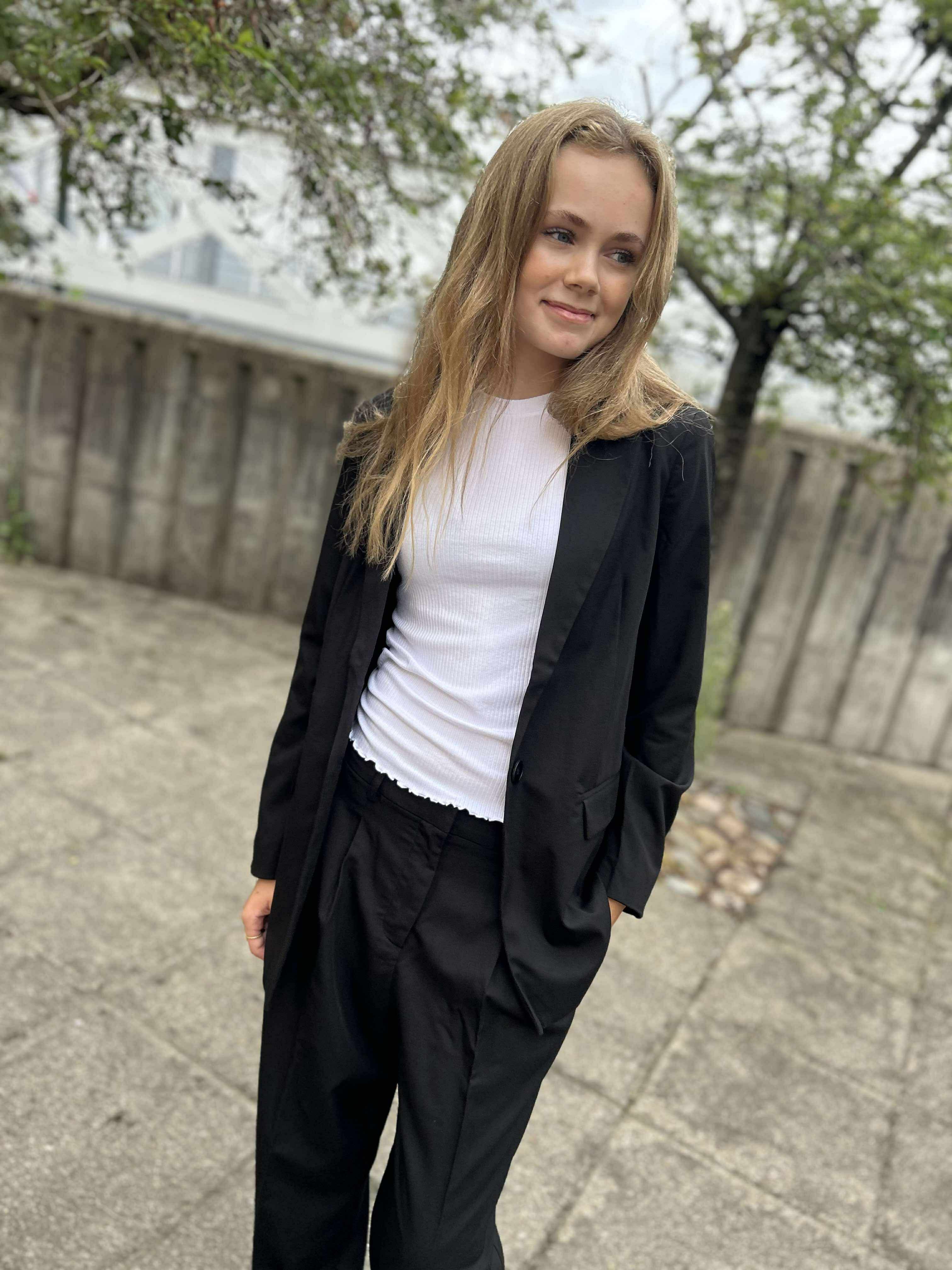 VMNILA Blazer - Black